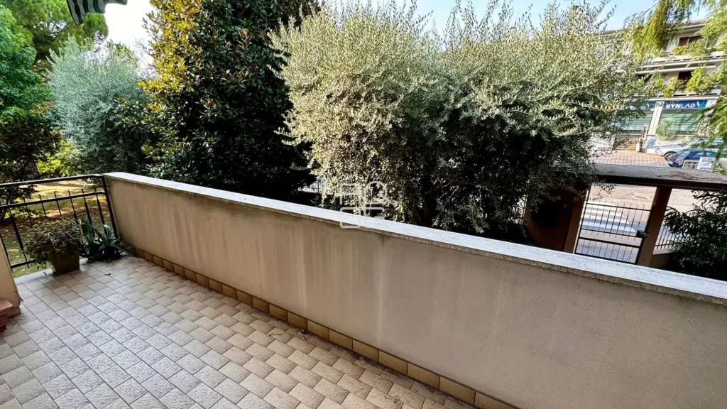 Balcon - Quadruplex with Garden View in Desenzano del Garda