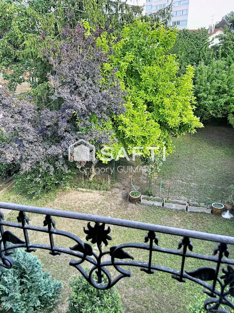 Giardino - House with Garden in Champeval, Créteil