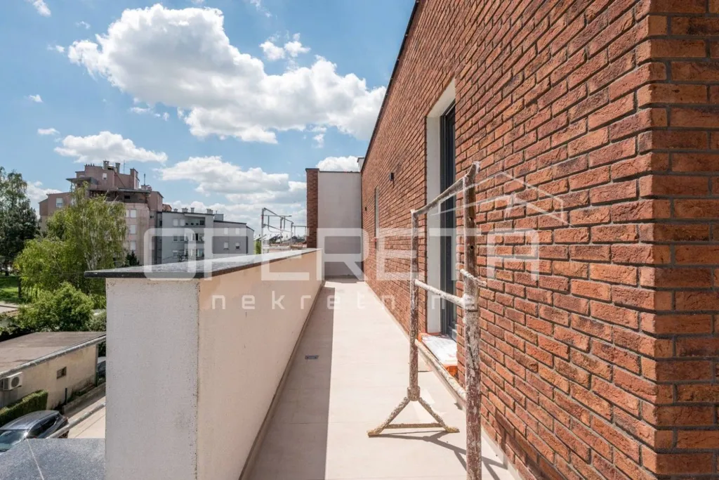 Balcon - Apartment with Large Terrace in Sesvete, Zagreb