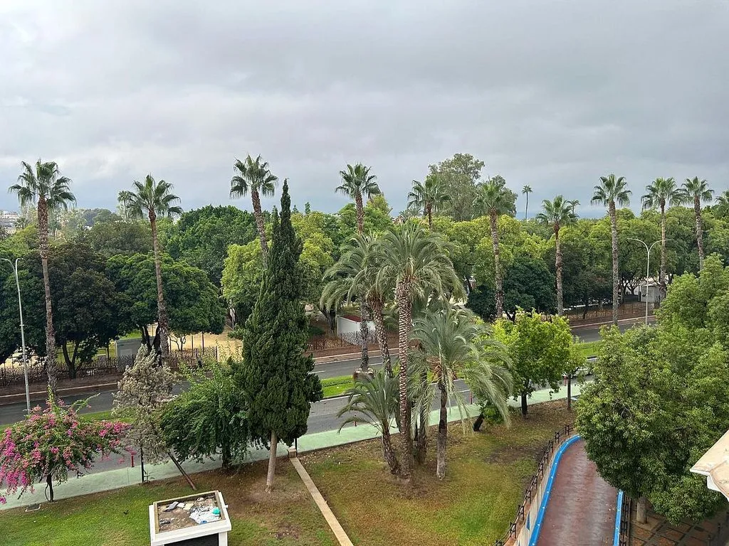 Välivaade - Furnished Studio with Balcony in Murcia Centre