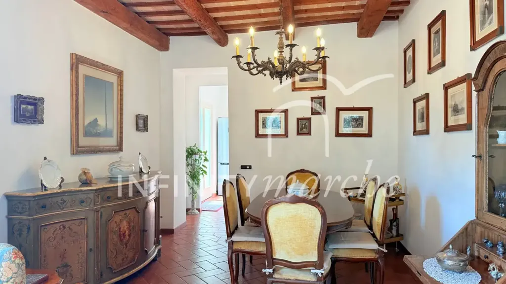 Söögituba - Rustic House with Sea View in Montecosaro