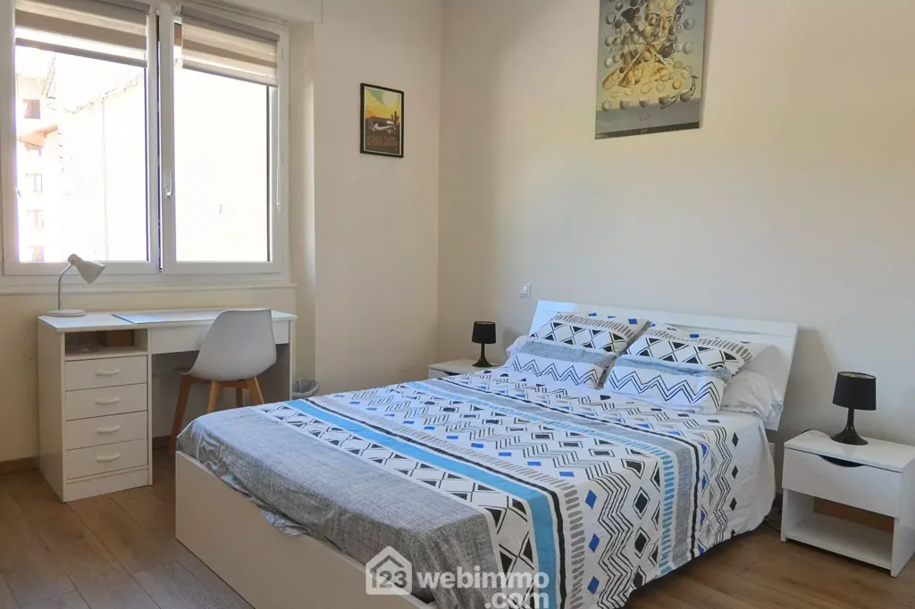 Chambres - Appartement Refait à Neuf avec Vue Montagne à Ugine