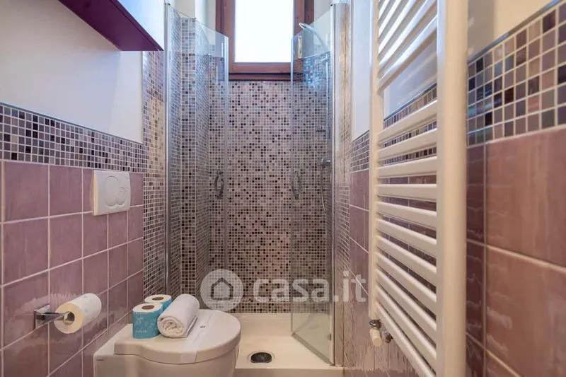Salles de bain - Modern Flat with Balcony in Florence