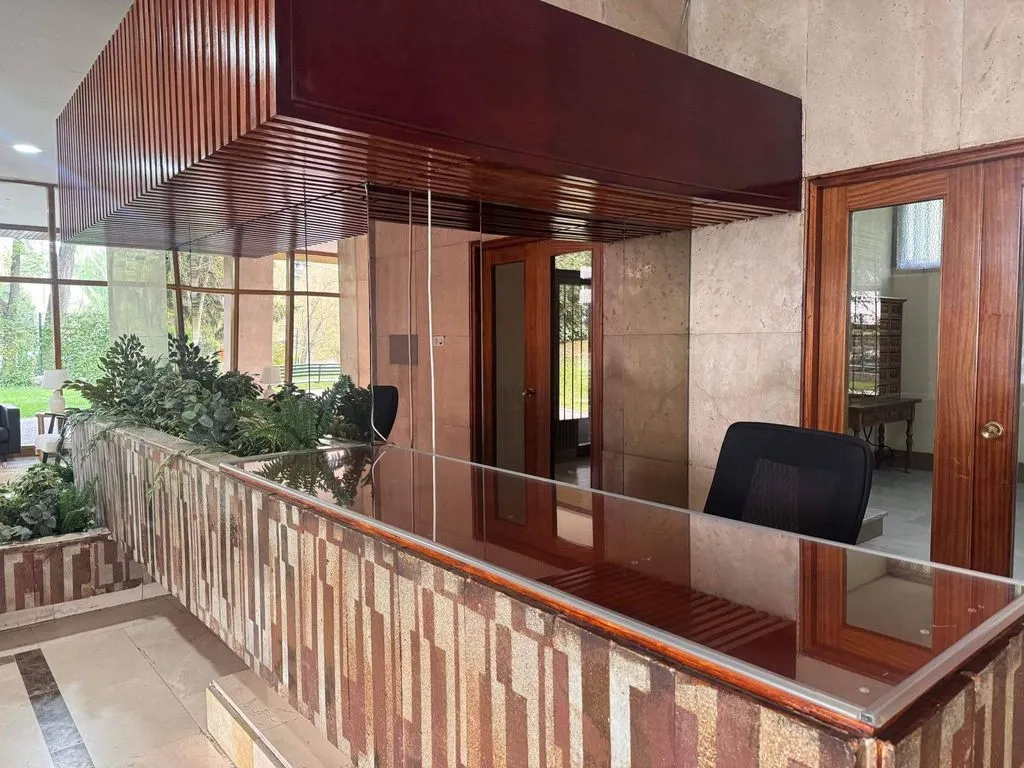 Hallway - Luxury Flat with Pool on Arroyofresno Street, Madrid
