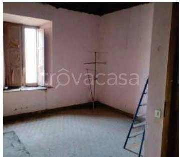 Auctioned Apartment with Balcony in Cori