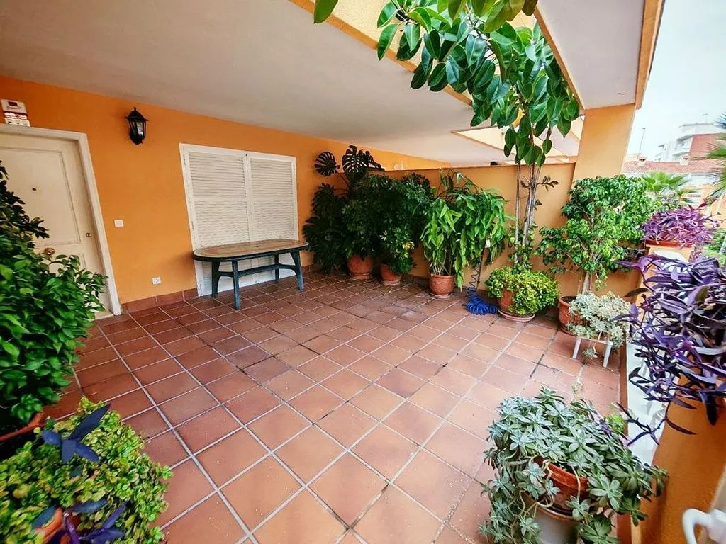 Terrass - Semi-detached House with Pool in El Perelló