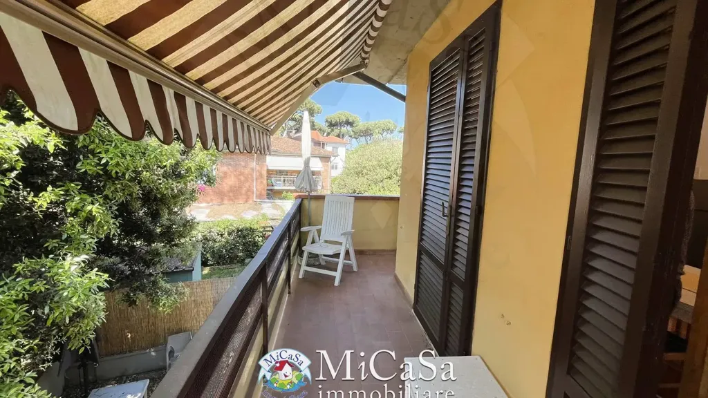 Rõdu - Twin-Occupancy Apartment with Terrace in Pisa