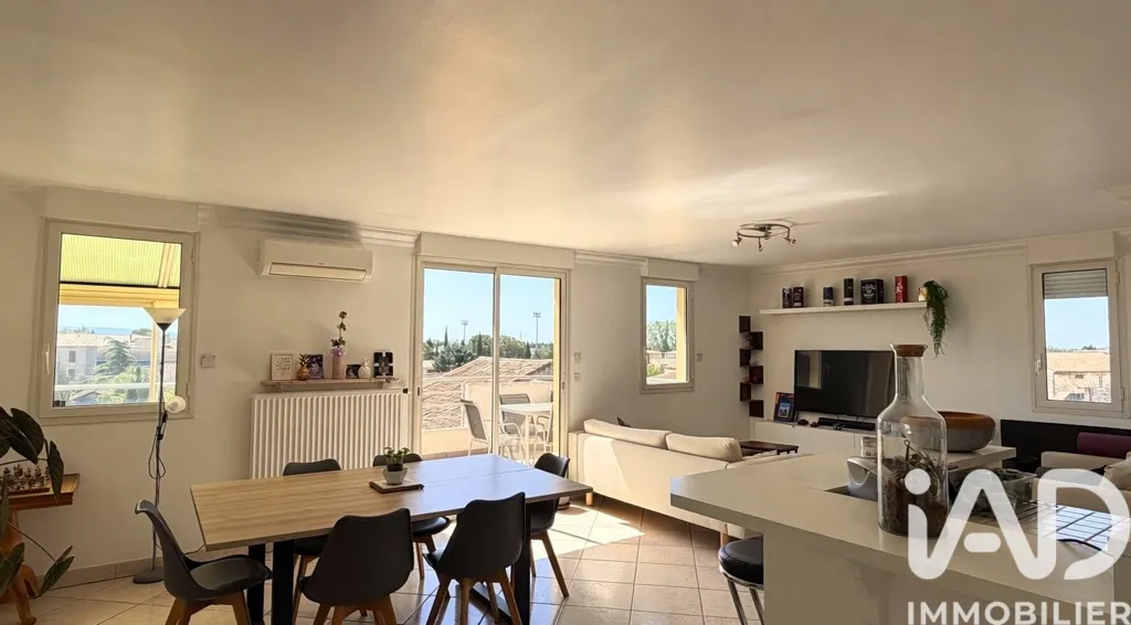 Salle à manger - Appartement avec Terrasse et Vue à Monteux