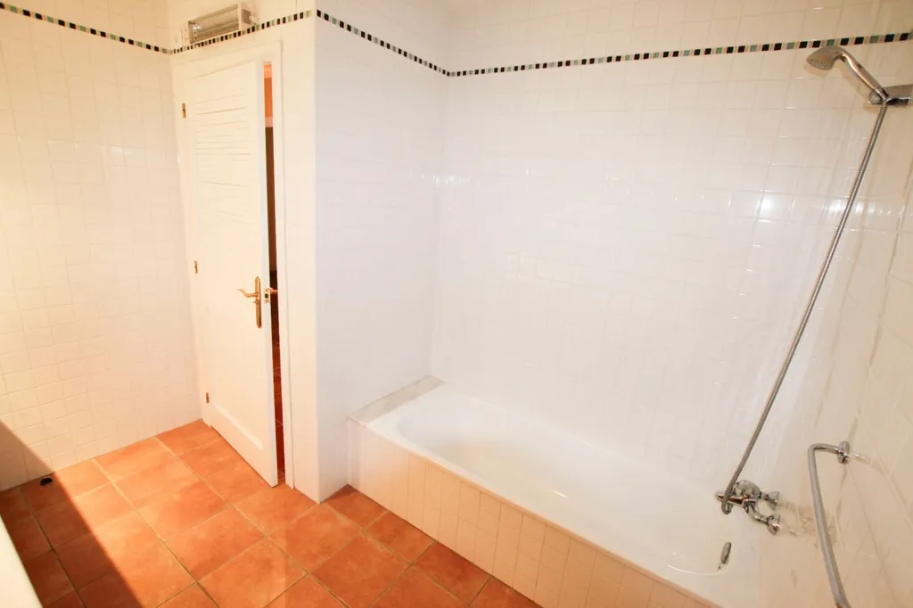 Vannitoad - Villa with Sea View and Pool in Altea