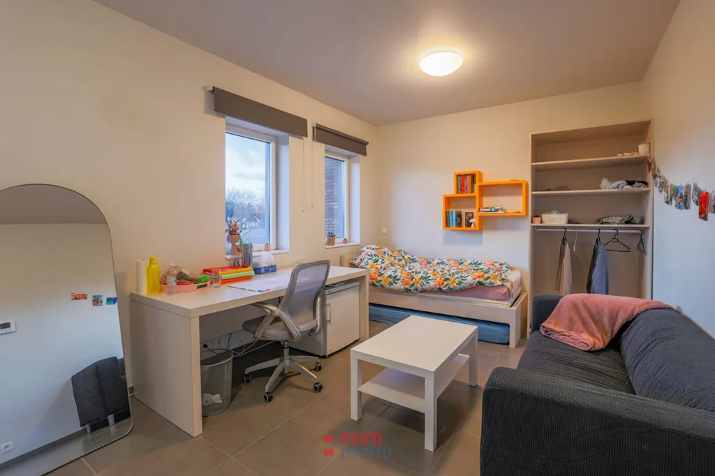 Magamistoad - Spacious Student Studio with Terrace in Bruges