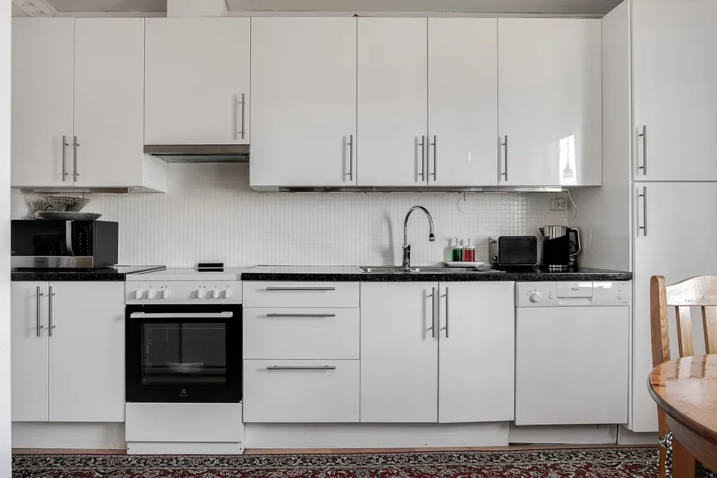 Köök - Renovated Flat with Glass Balcony in Kalmarhus