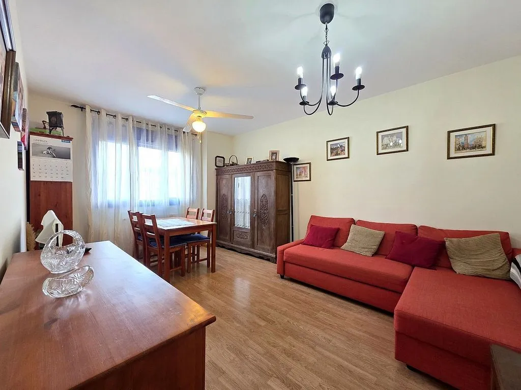 Soggiorno - Bright Apartment with South Orientation in Cancienes