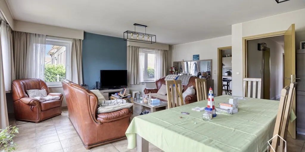 Salle à manger - Appartement Gérez à Denderhoutem avec Garage