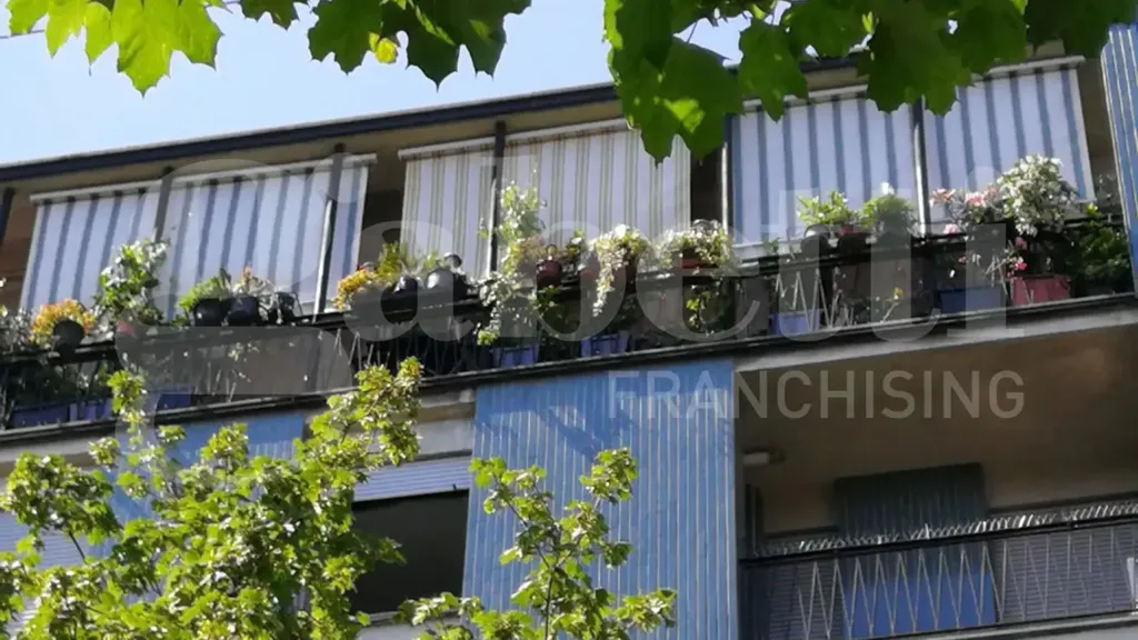 Balcony - Ristrutturato Bilocale with Balcony in Milan