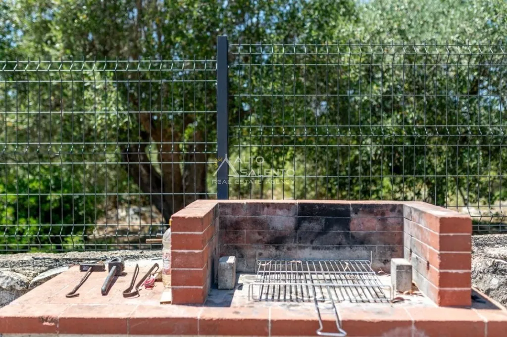 Garden - Renovated Villa with Pool near Ostuni