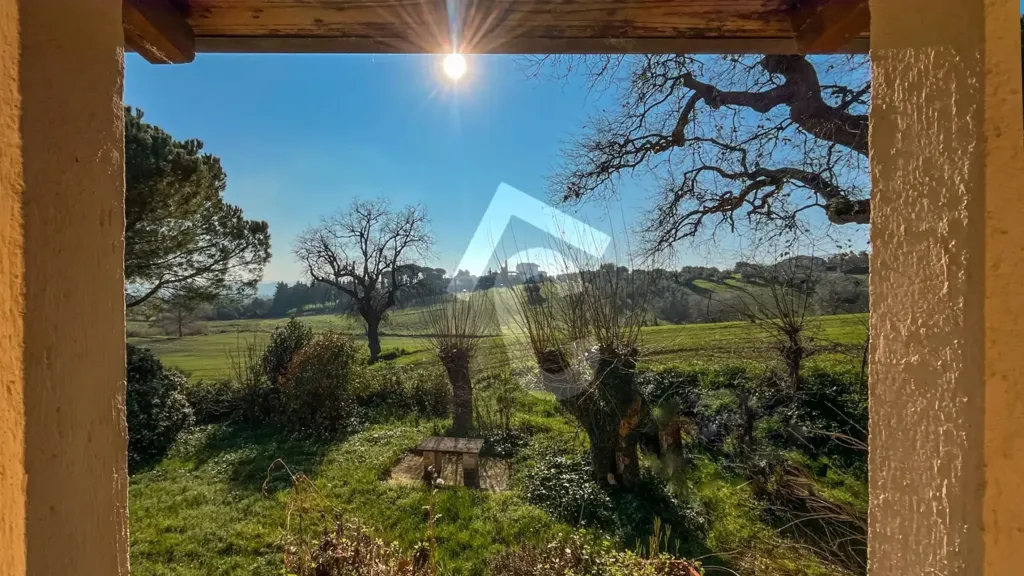 Aed - Rustic House with Private Garden in Jesi