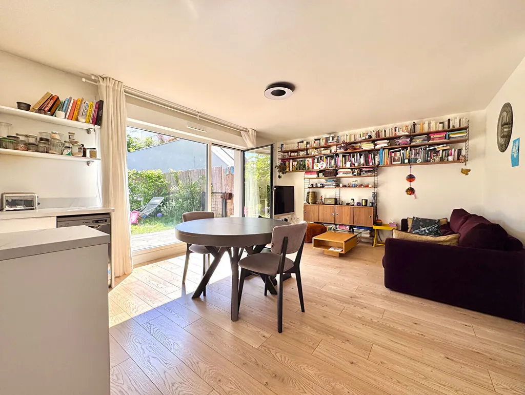 Soggiorno - Modern Flat with Private Garden in Pantin