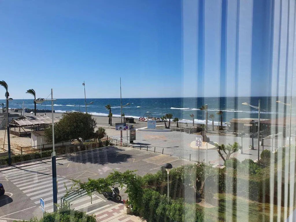 Balcon - Beachfront Apartment with Terrace in Torrox