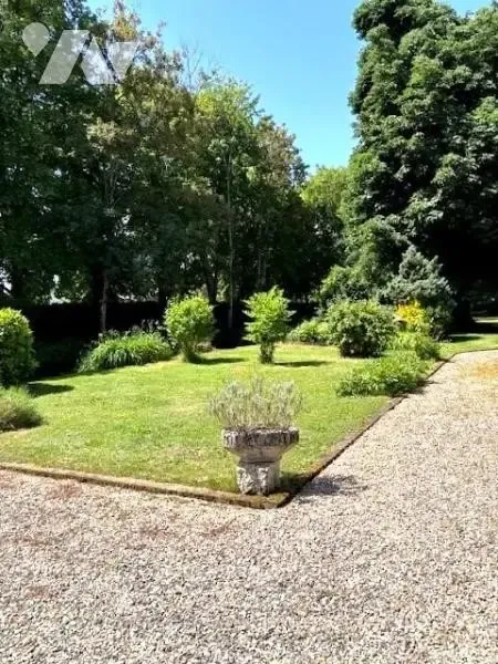 Aed - 16th-Century House with Garden in Chambeugle