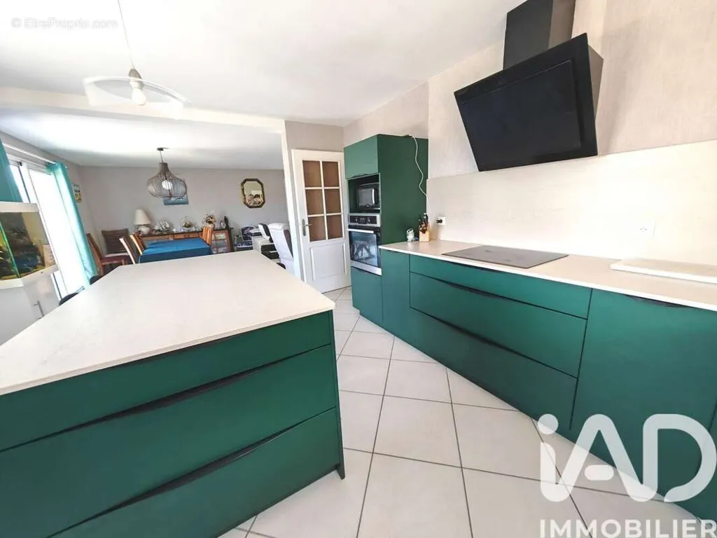 Maison 7 pièces à Montlebon