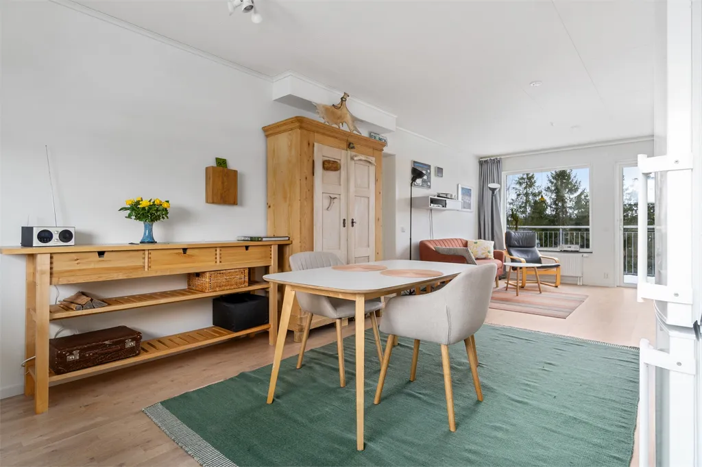 Salle à manger - Stylish Apartment with Balcony near Mälaren