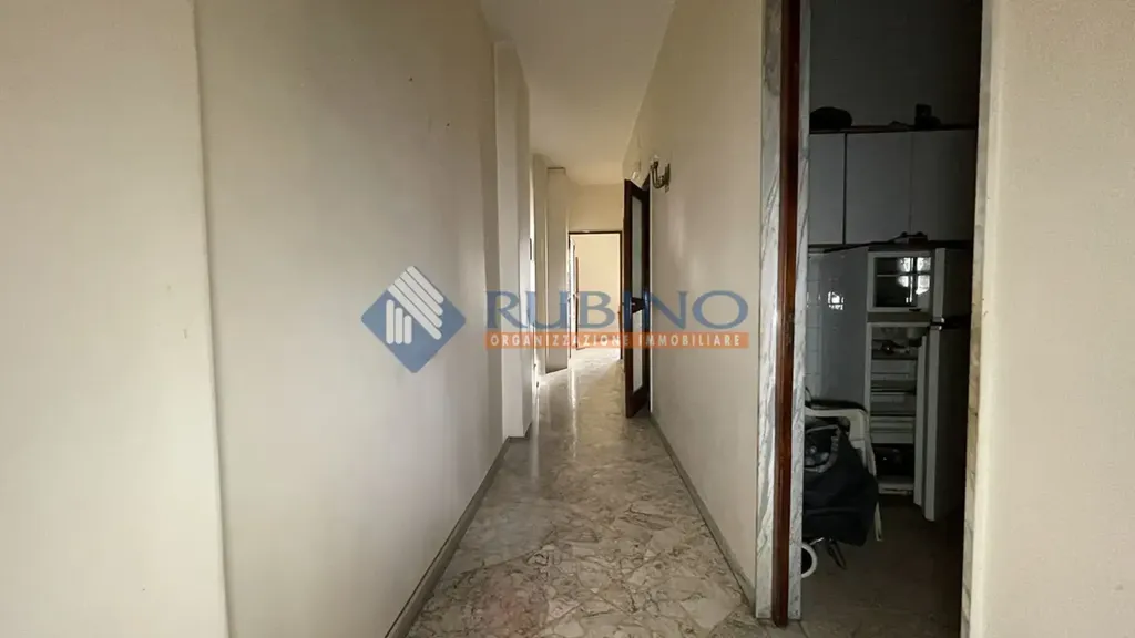 Esik - Apartment with Balcony in Bari's Murat Zone