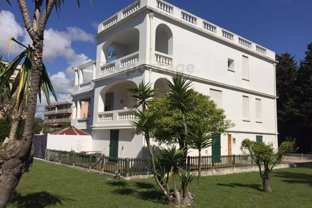 Extérieur - Studio avec Jardin à Antibes