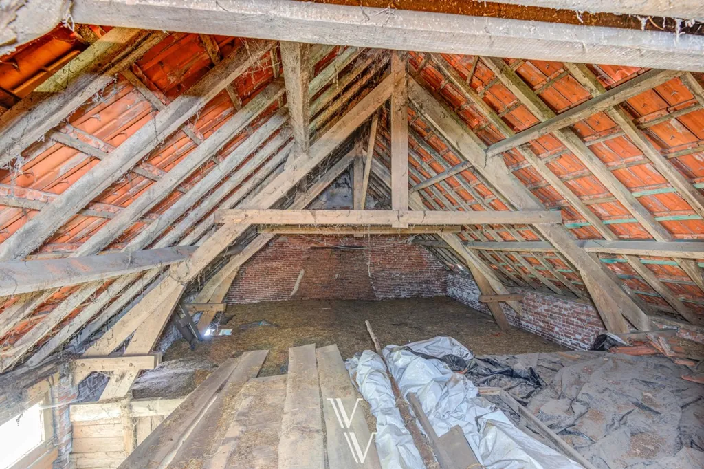Pièces - Ferme à Rénover sur Site Privé à Pulle