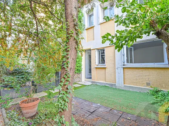Aed - Duplex with Garden View in Parc Tiara