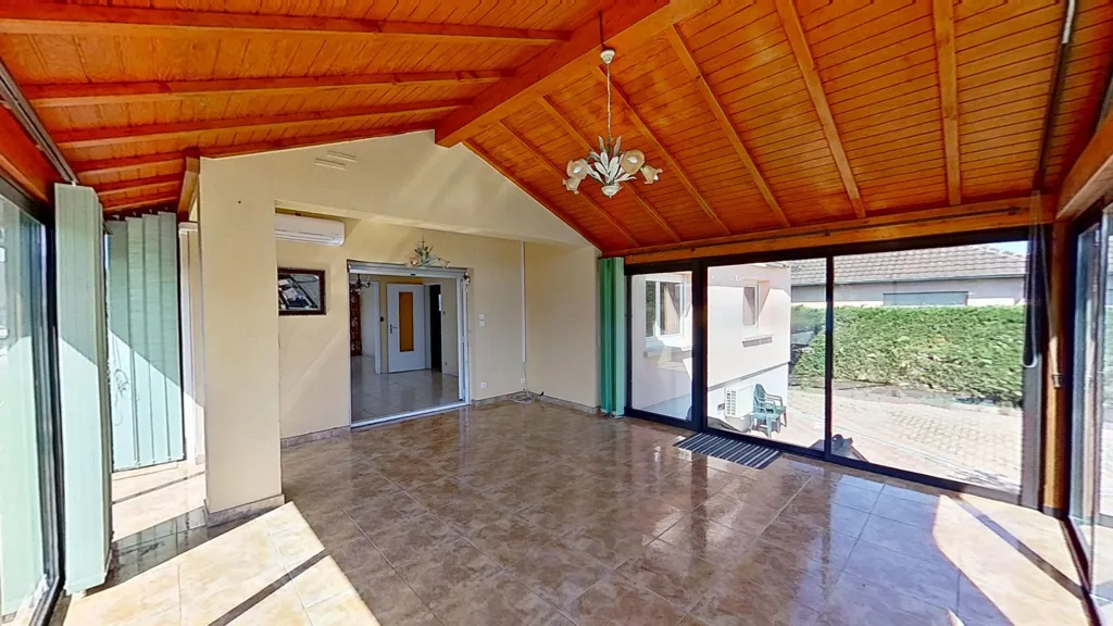 Terrace - Spacious Ground Floor House with Pool in Hombourg