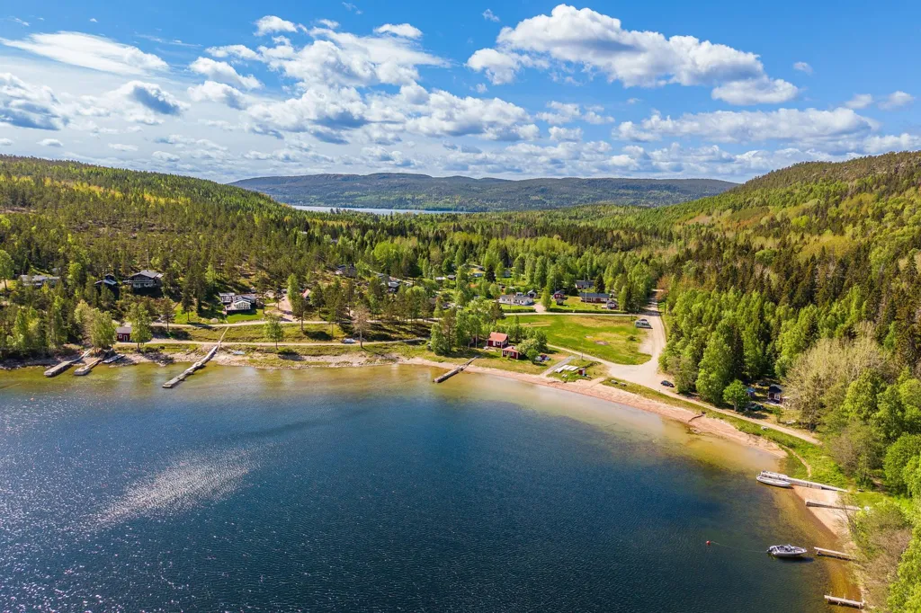 Õhuvaade - Charming Seafront Home with Open Plan in Tranquil Setting
