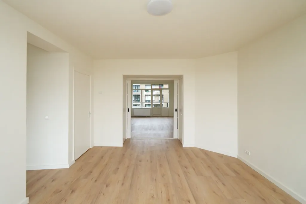 Pièces - Renovated 3-Bed Apartment with Balcony in Den Haag