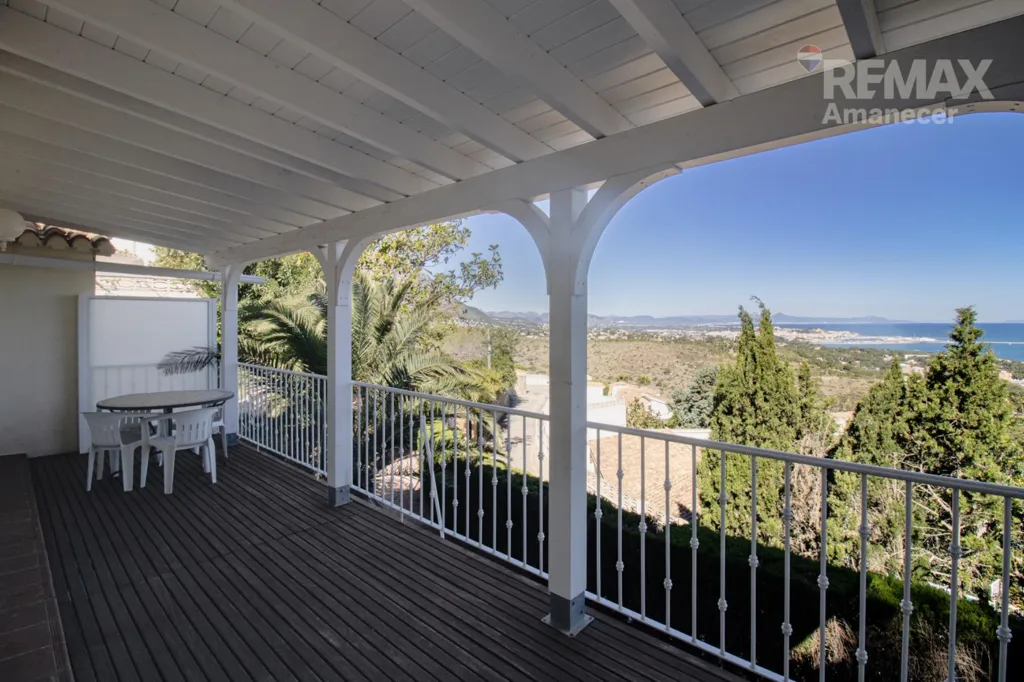 Terrass - Dual Villa with Pools in Las Rotas, Dénia