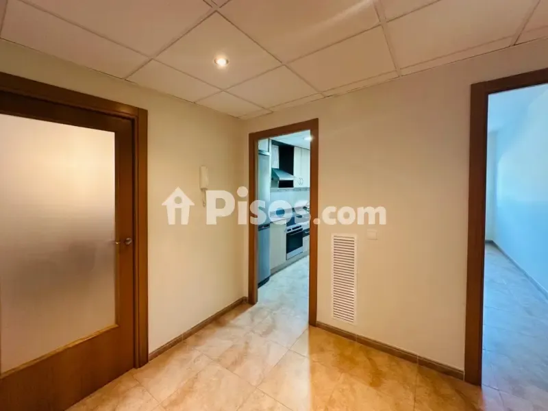 Esik - Ground Floor Flat with Balcony in Masdenverge