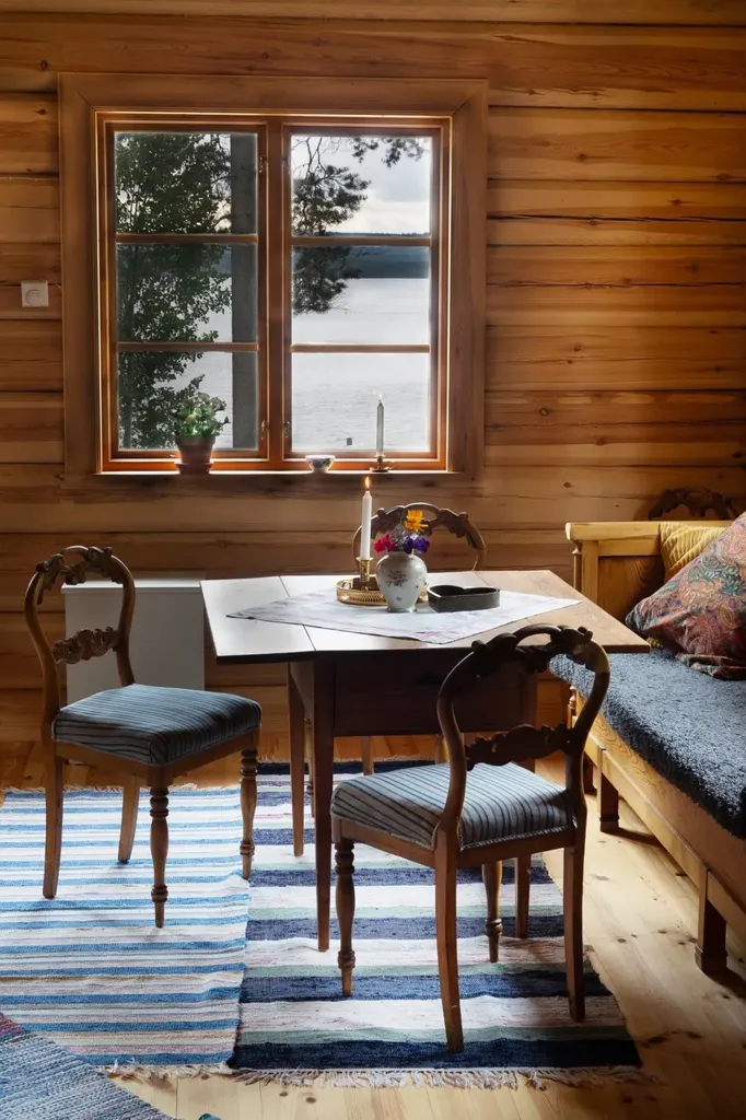 Séjour - Off-Grid Cottage with Private Dock near Holmsjön