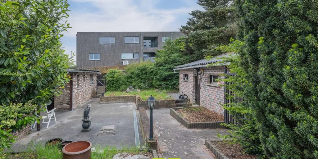 Jardin - Maison à Renover avec Jardin à Maasmechelen