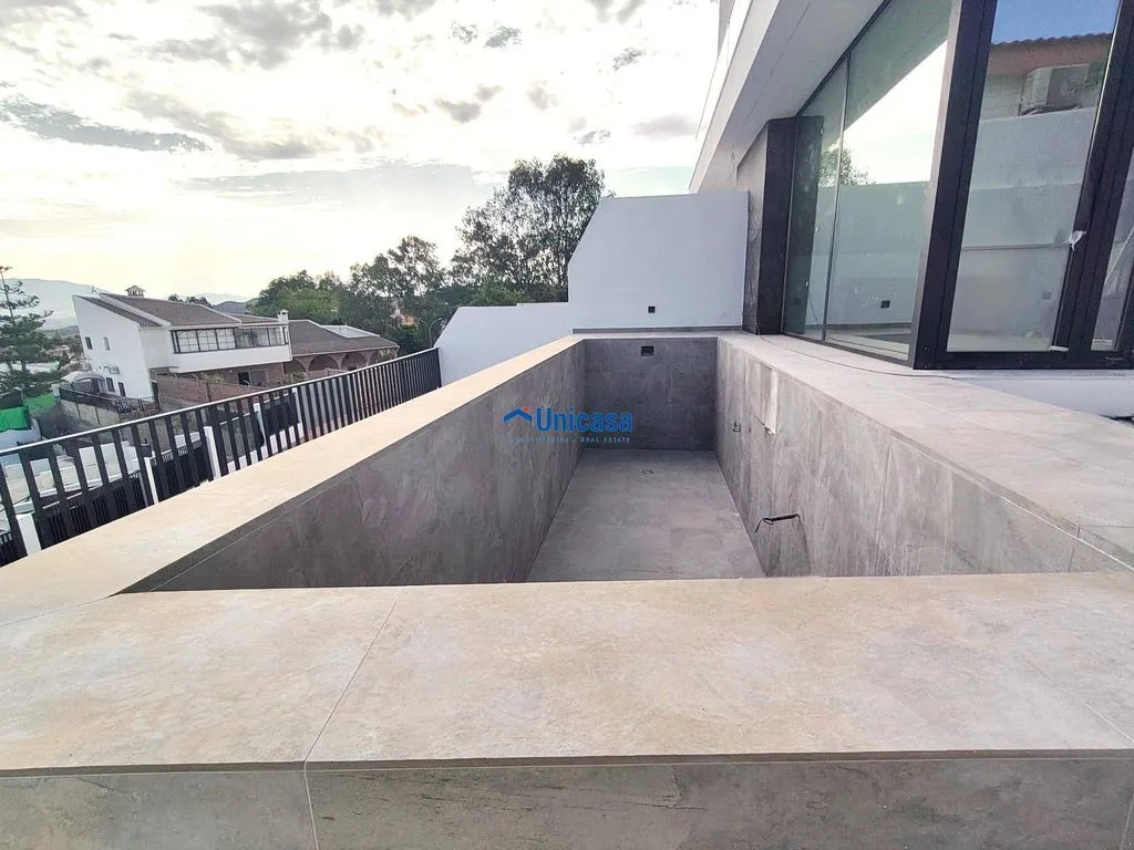 Piscine - New Chalet with Pool in Puerto de la Torre