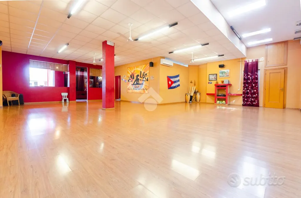 Pièces - Commercial Space with Dance Studio in Gioia del Colle