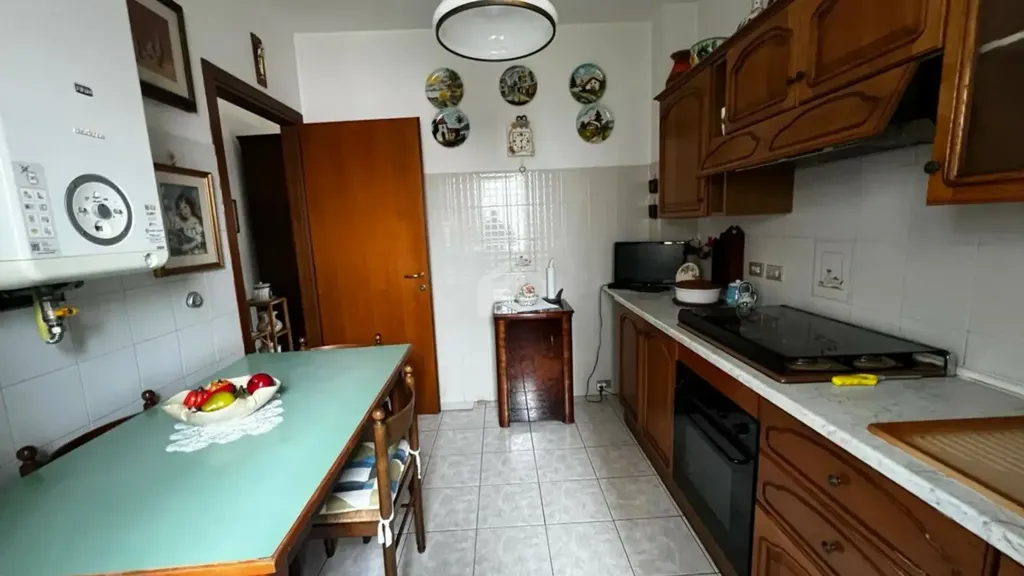 Kitchen - Apartment with Balcony in Central Suzzara