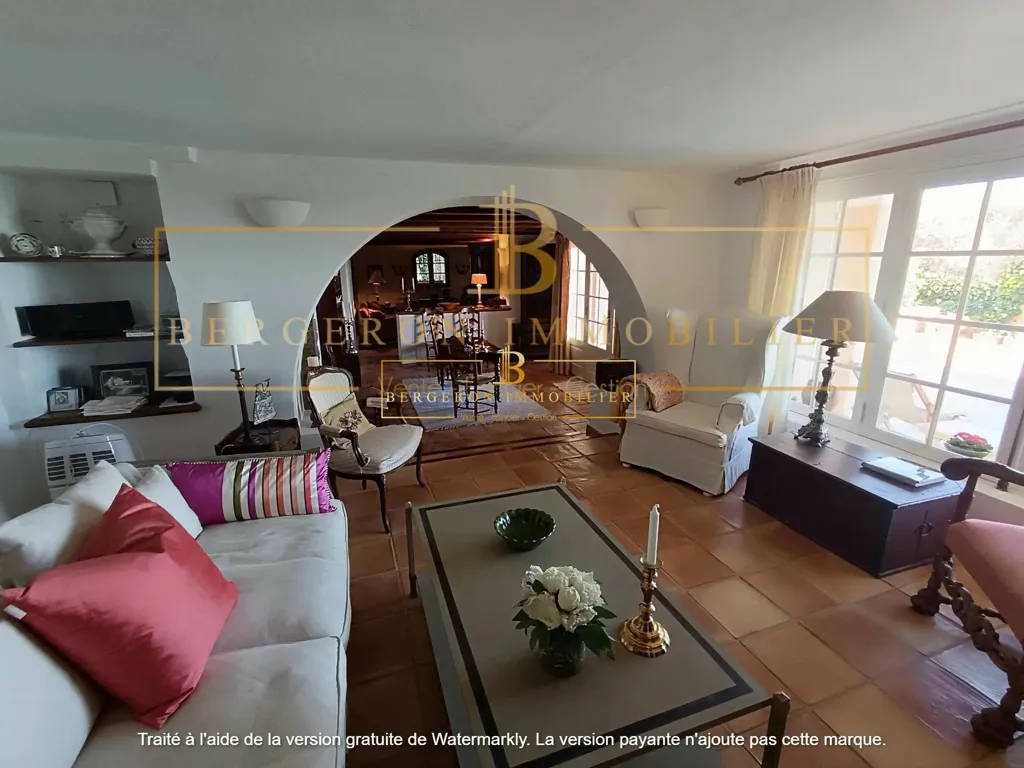 Séjour - Villa avec Vue Panoramique et Piscine au Tignet