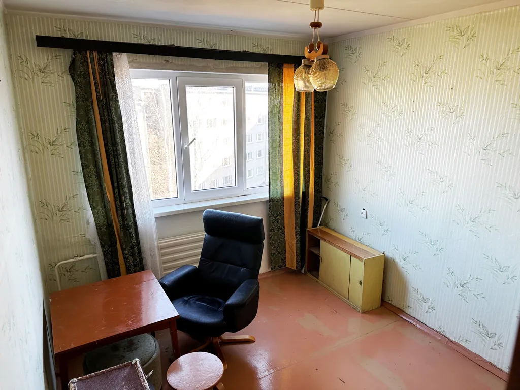 Kabinet - Apartment with Balcony in Narva Centre