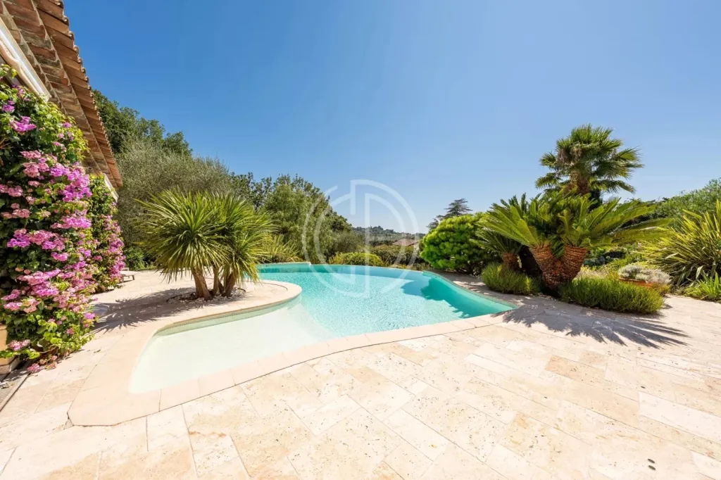 Bassein - Bastide with Pool in Mougins