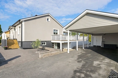 Extérieur - 1-Storey Villa with Pool in Sörby