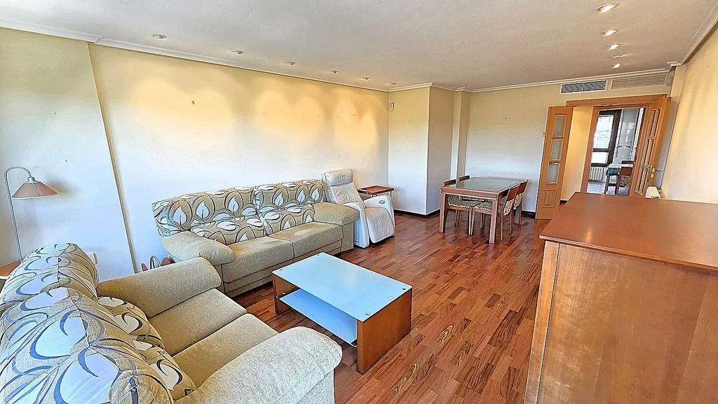 Séjour - Duplex with Pool and Terrace in Montecanal