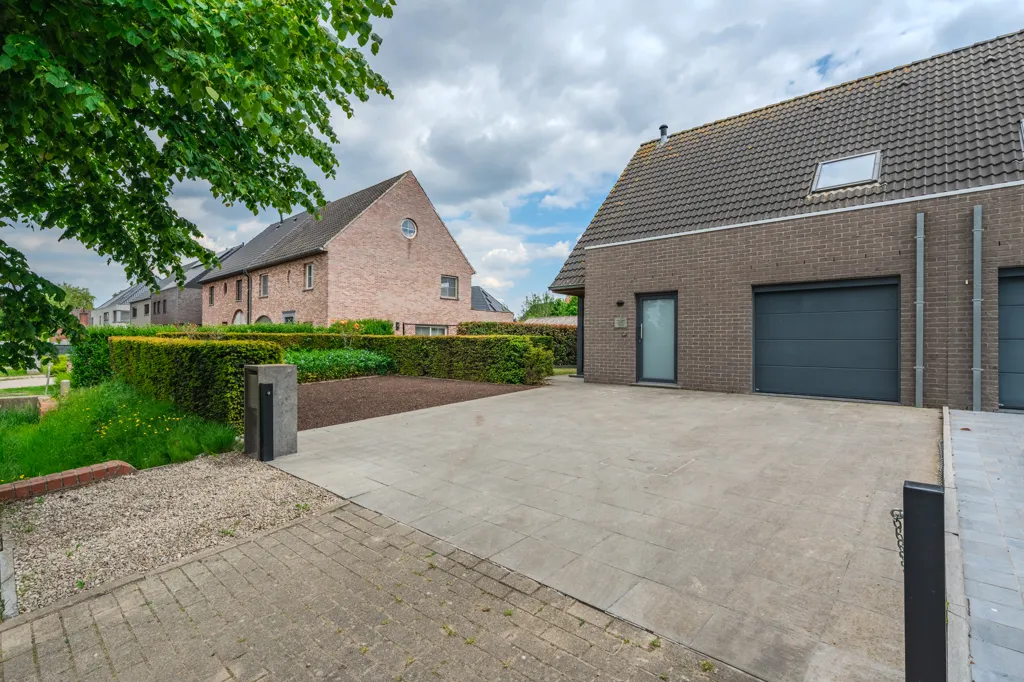 Esterno - Energy Efficient House with Garden in Saint-Jean
