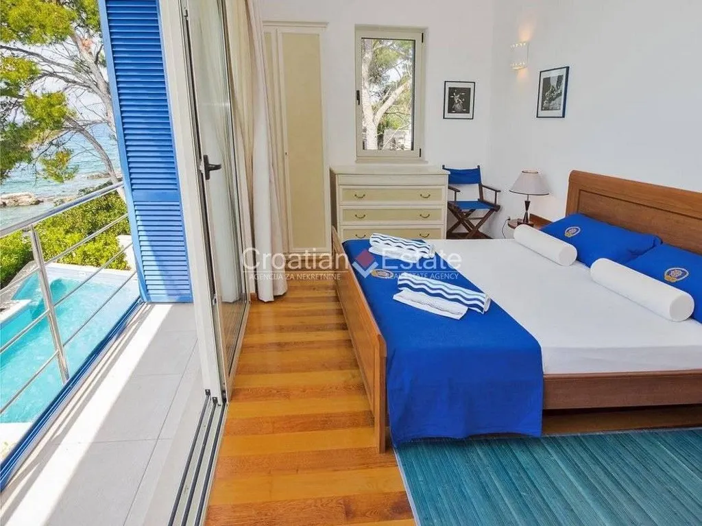Chambres - Beachfront House with Pools in Postira
