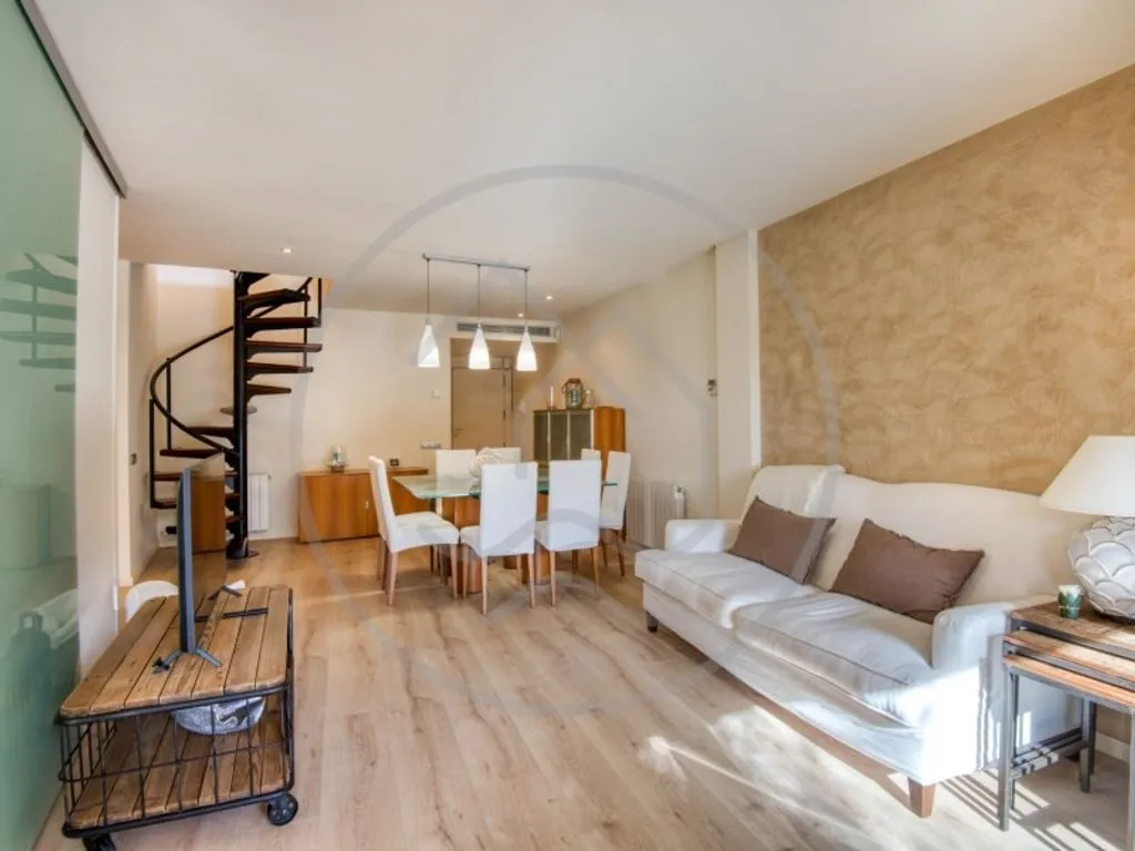 Elutuba - Luxury Duplex with Seafront View in Calonge