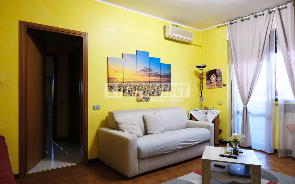 Living Room - 2-Bedroom Apartment with Terrace in Pieve Emanuele