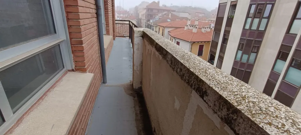 Balcone - Flat for Renovation with Balcony in Zamora