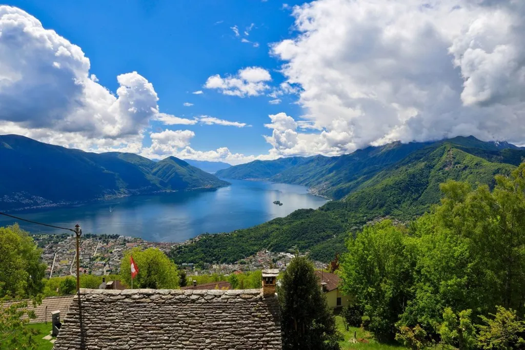 4-bedroom property in Locarno